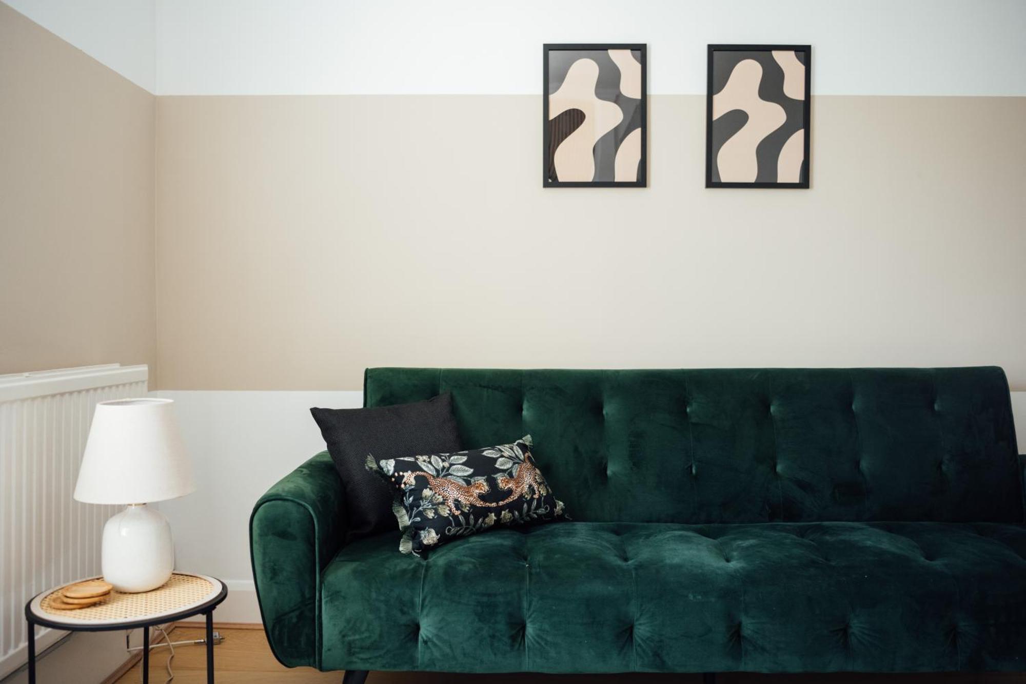 לונדון Stylish Central Kings Cross 2 Bedroom Flat מראה חיצוני תמונה